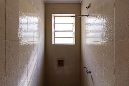 Casa à venda com 260m², 4 quartos e 5 vagasBanheiro 2