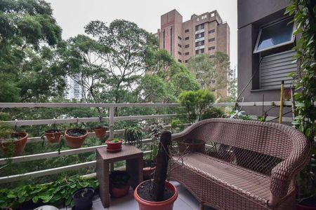 Apartamento à venda com 89m², 1 quarto e 2 vagas Apartamento à venda com 89m², 1 quarto e 2 vagasVaranda