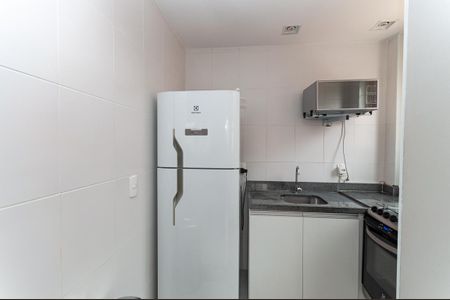 Apartamento à venda com 35m², 1 quarto e sem vaga Apartamento à venda com 35m², 1 quarto e sem vagaÁrea Comum - Salão de Festas