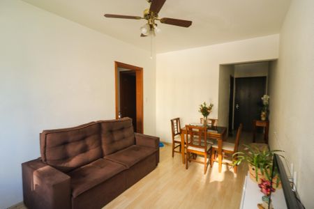 Apartamento à venda com 70m², 2 quartos e 1 vagaSala