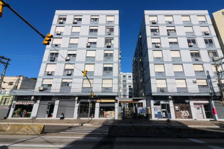 Apartamento à venda com 70m², 2 quartos e 1 vagaFachada do condomínio