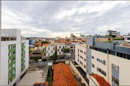 Apartamento à venda com 75m², 2 quartos e 1 vagaVista