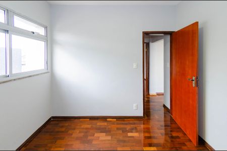 Apartamento à venda com 75m², 2 quartos e 1 vagaQuarto 2