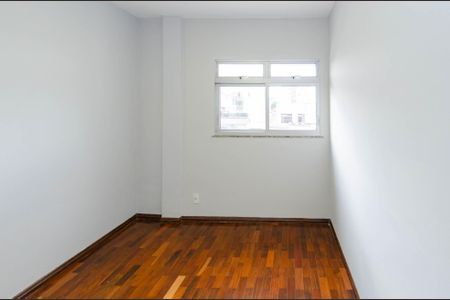 Apartamento à venda com 75m², 2 quartos e 1 vagaQuarto 2
