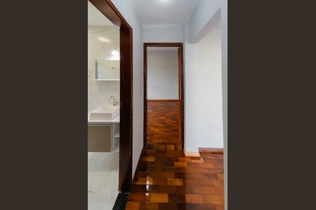Apartamento à venda com 75m², 2 quartos e 1 vagaCorredor