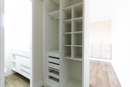 Apartamento à venda com 85m², 3 quartos e 2 vagasCloset da Suíte