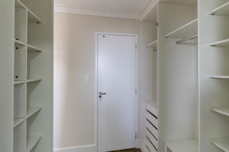 Apartamento à venda com 85m², 3 quartos e 2 vagasCloset da Suíte