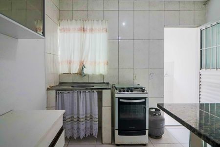 Casa para alugar com 50m², 2 quartos e 1 vagaCozinha