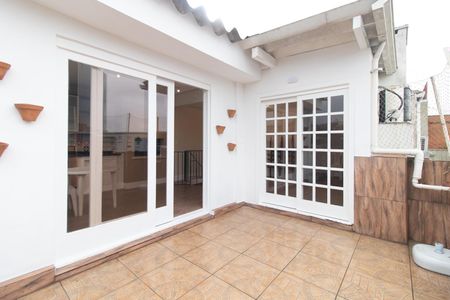 Apartamento à venda com 118m², 2 quartos e 1 vaga Apartamento à venda com 118m², 2 quartos e 1 vagaTerraço