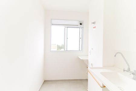 Apartamento para alugar com 43m², 2 quartos e 1 vaga Apartamento para alugar com 43m², 2 quartos e 1 vagaCozinha e Área de Serviço