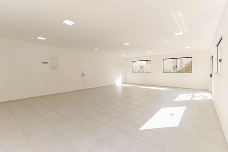 Apartamento para alugar com 43m², 2 quartos e 1 vaga Apartamento para alugar com 43m², 2 quartos e 1 vagaÁrea comum - Salão de festas
