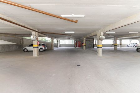 Apartamento para alugar com 43m², 2 quartos e 1 vaga Apartamento para alugar com 43m², 2 quartos e 1 vagaÁrea comum - Estacionamento