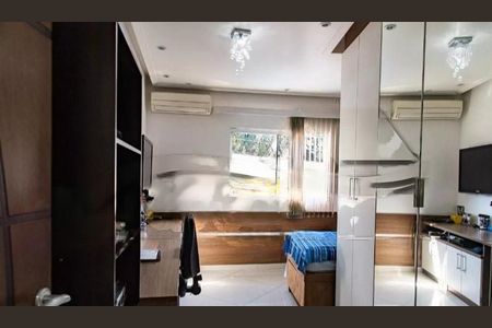 Casa à venda com 5 quartos, 500m² em Sacomã, São Paulo