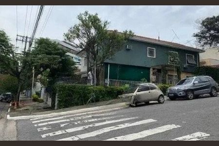 Casa à venda com 145m², 3 quartos e 2 vagas