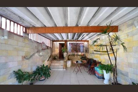 Casa à venda com 170m², 3 quartos e 2 vagas