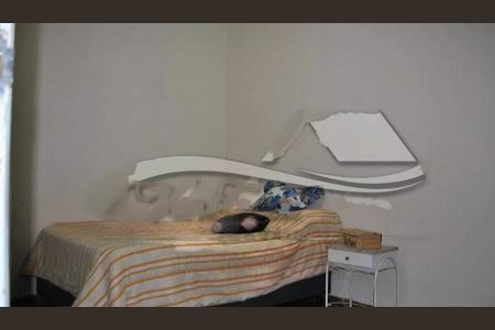 Casa à venda com 210m², 4 quartos e 4 vagas