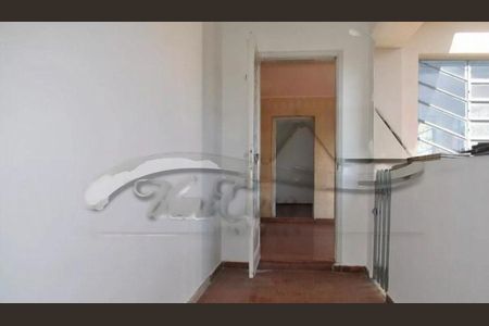 Casa à venda com 210m², 4 quartos e 4 vagas