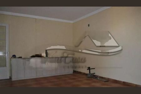 Casa à venda com 210m², 4 quartos e 4 vagas