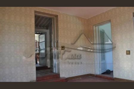 Casa à venda com 210m², 4 quartos e 4 vagas