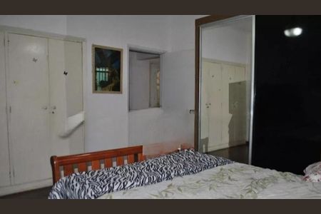 Casa à venda com 210m², 4 quartos e 4 vagas