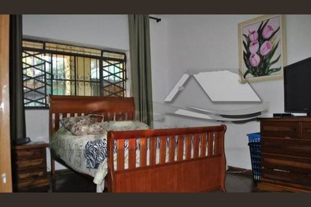 Casa à venda com 210m², 4 quartos e 4 vagas