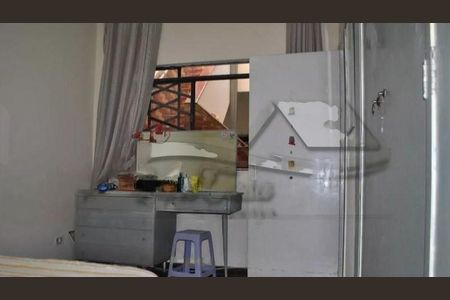Casa à venda com 210m², 4 quartos e 4 vagas