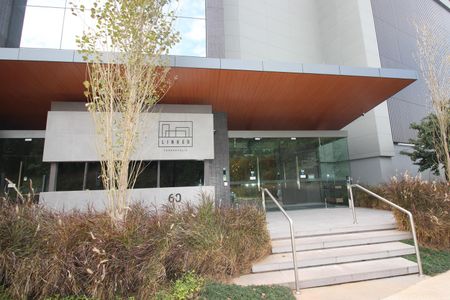 Apartamento à venda com 35m², 1 quarto e 1 vagaFachada e portaria