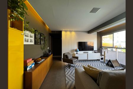 Apartamento à venda com 130m², 4 quartos e 3 vagasSala