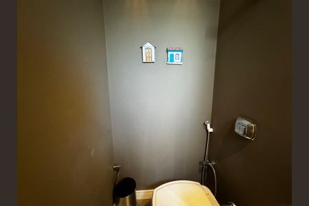 Apartamento à venda com 130m², 4 quartos e 3 vagasBanheiro 1