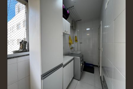 Apartamento à venda com 130m², 4 quartos e 3 vagasLavanderia