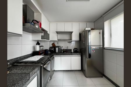 Apartamento à venda com 130m², 4 quartos e 3 vagasCozinha