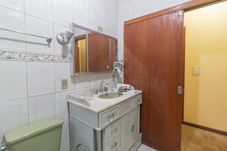 Apartamento para alugar com 74m², 3 quartos e sem vagaBanheiro