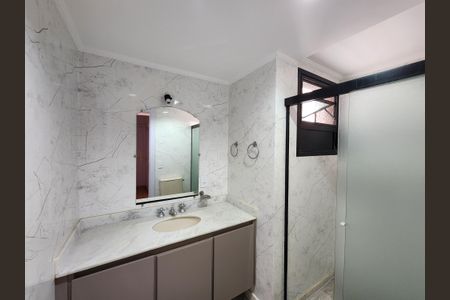 Apartamento à venda com 127m², 3 quartos e 2 vagasBanheiro da Suíte