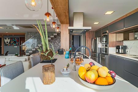 Apartamento à venda com 380m², 5 quartos e 3 vagas Apartamento à venda com 380m², 5 quartos e 3 vagasCozinha