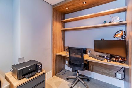 Apartamento à venda com 380m², 5 quartos e 3 vagas Apartamento à venda com 380m², 5 quartos e 3 vagasEscritório