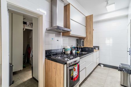 Apartamento à venda com 380m², 5 quartos e 3 vagas Apartamento à venda com 380m², 5 quartos e 3 vagasCozinha de serviço