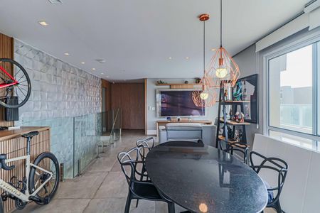 Apartamento à venda com 380m², 5 quartos e 3 vagas Apartamento à venda com 380m², 5 quartos e 3 vagasSala 2