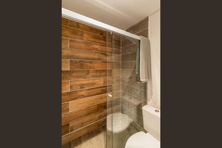 Apartamento à venda com 380m², 5 quartos e 3 vagas Apartamento à venda com 380m², 5 quartos e 3 vagasBanheiro 2