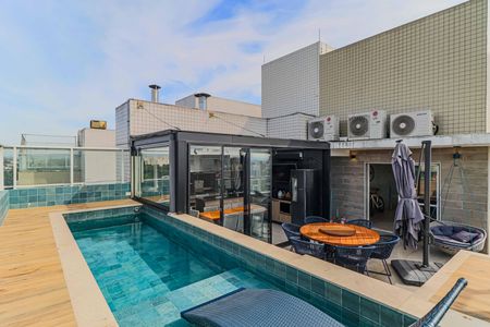 Apartamento à venda com 380m², 5 quartos e 3 vagas Apartamento à venda com 380m², 5 quartos e 3 vagasEspaço de lazer