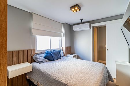 Apartamento à venda com 380m², 5 quartos e 3 vagas Apartamento à venda com 380m², 5 quartos e 3 vagasQuarto 03