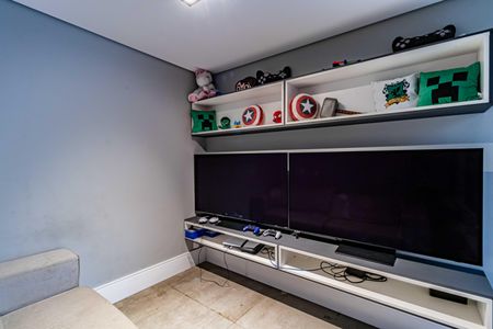 Apartamento à venda com 380m², 5 quartos e 3 vagas Apartamento à venda com 380m², 5 quartos e 3 vagasSala de jogos