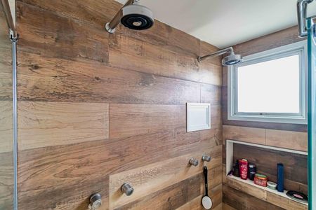 Apartamento à venda com 380m², 5 quartos e 3 vagas Apartamento à venda com 380m², 5 quartos e 3 vagasSuite 01 - Banheiro