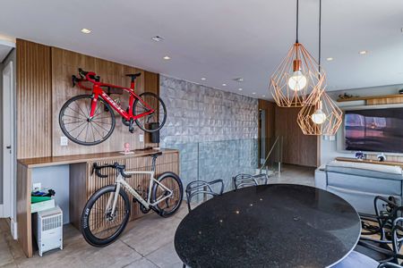 Apartamento à venda com 380m², 5 quartos e 3 vagas Apartamento à venda com 380m², 5 quartos e 3 vagasSala 2