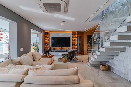 Apartamento à venda com 380m², 5 quartos e 3 vagas Apartamento à venda com 380m², 5 quartos e 3 vagasSala