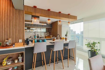 Apartamento à venda com 380m², 5 quartos e 3 vagas Apartamento à venda com 380m², 5 quartos e 3 vagasCozinha