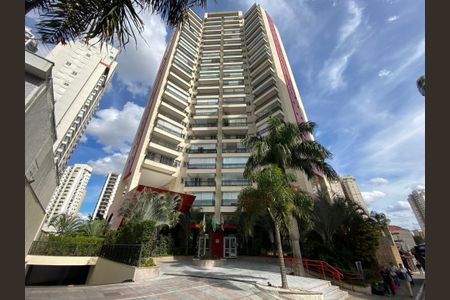 Studio para alugar com 40m², 1 quarto e 1 vaga Studio para alugar com 40m², 1 quarto e 1 vagaFachada