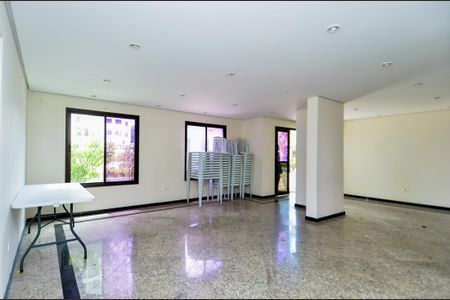 Apartamento à venda com 61m², 2 quartos e 1 vagaÁrea comum - Salão de festas