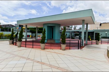 Apartamento à venda com 61m², 2 quartos e 1 vagaÁrea comum