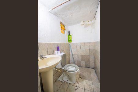 Casa à venda com 125m², 4 quartos e 1 vaga Casa à venda com 125m², 4 quartos e 1 vagaBanheiro da Suíte 2 (Casa 1)