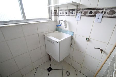 Apartamento para alugar com 63m², 2 quartos e 1 vagaÁrea de serviço